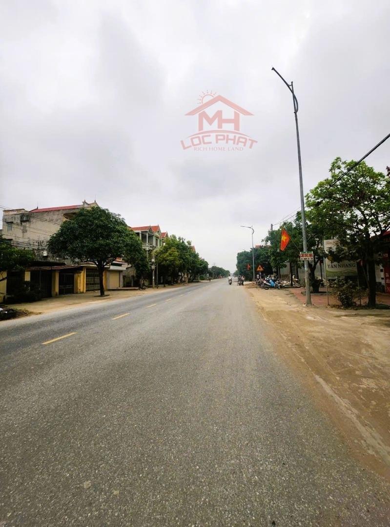 Cần bán nhanh lô đất sổ riêng 100 m2 tại Thị trấn Gia Bình - Gia Bình - Bắc Ninh, giá 3,8 tỷ