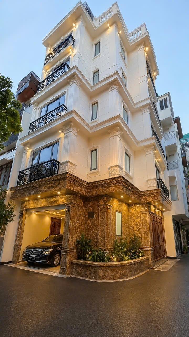 Cần bán nhanh nhà mặt phố 66 m2, hướng Đông-Bắc tại Xã Xuân Đỉnh - Bắc Từ Liêm - Hà Nội, giá 20 tỷ