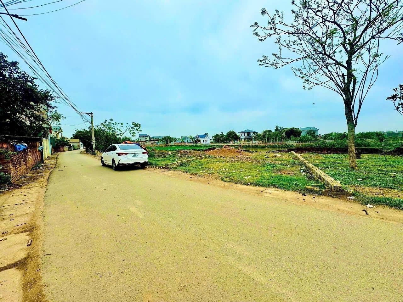 Chuyển nhượng lô đất 80 m2 tại Đường Đại lộ Thăng Long - Phú Cát - Quốc Oai - Hà Nội, giá 3 tỷ