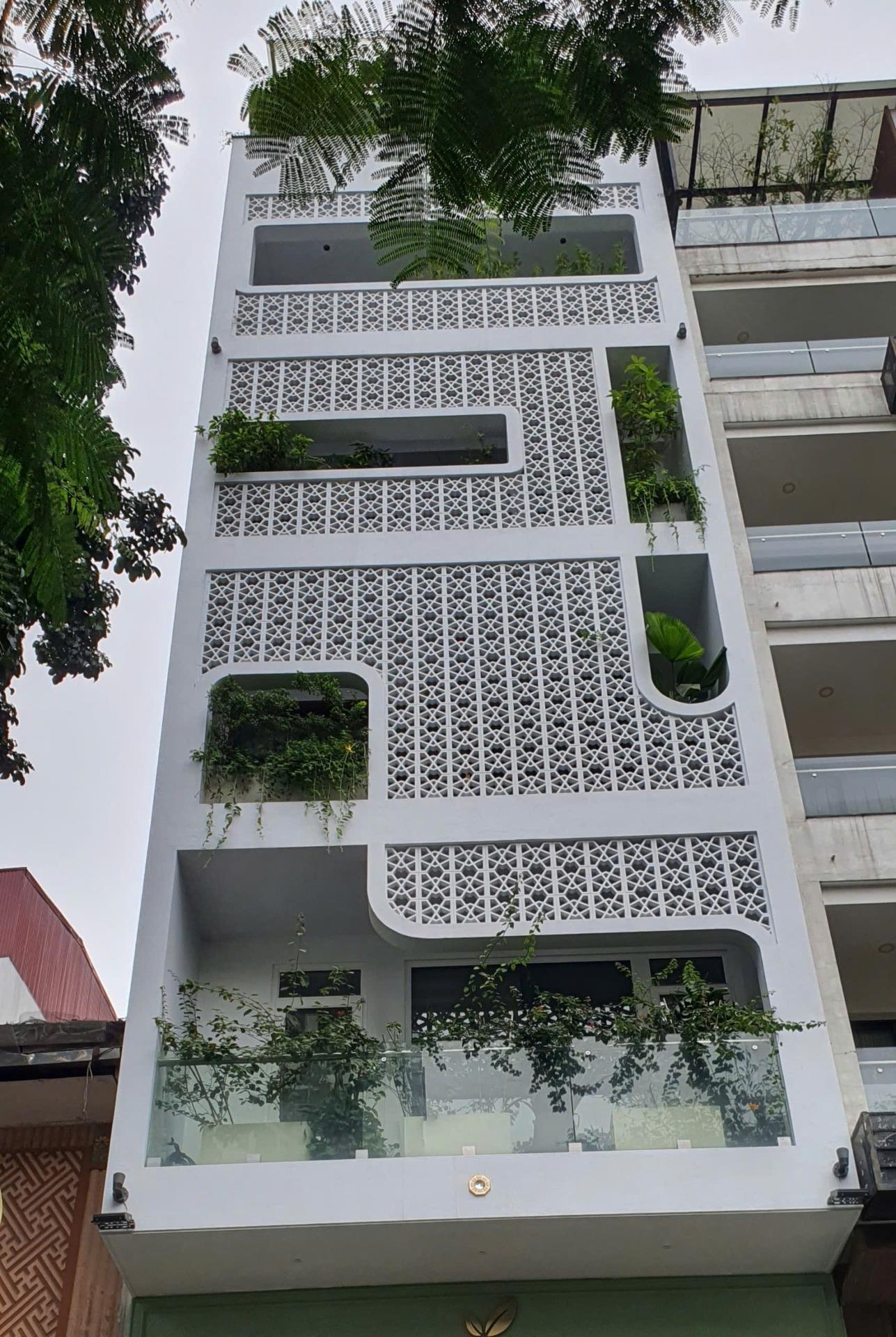 Bán gấp nhà mặt phố đẹp 105 m2 tại Đường Nguyễn Ngọc Nại - Khương Mai - Thanh Xuân, giá 68,9 tỷ