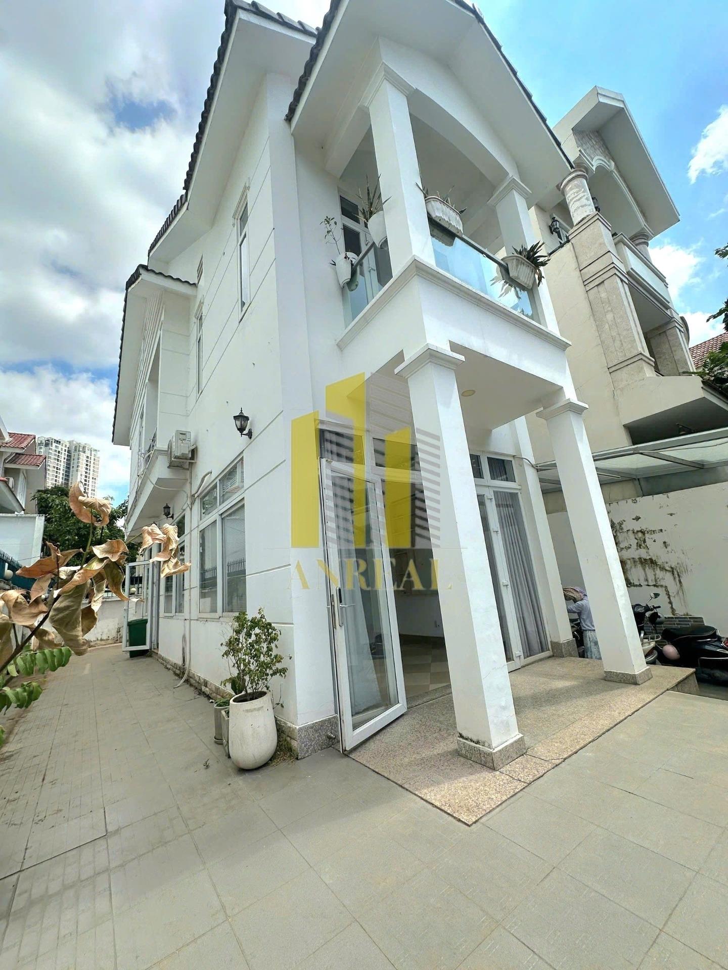 Cho thuê gấp biệt thự 200 m2 tại Đường Song Hành - Quận 2 - TP Hồ Chí Minh, giá 39 triệu/tháng