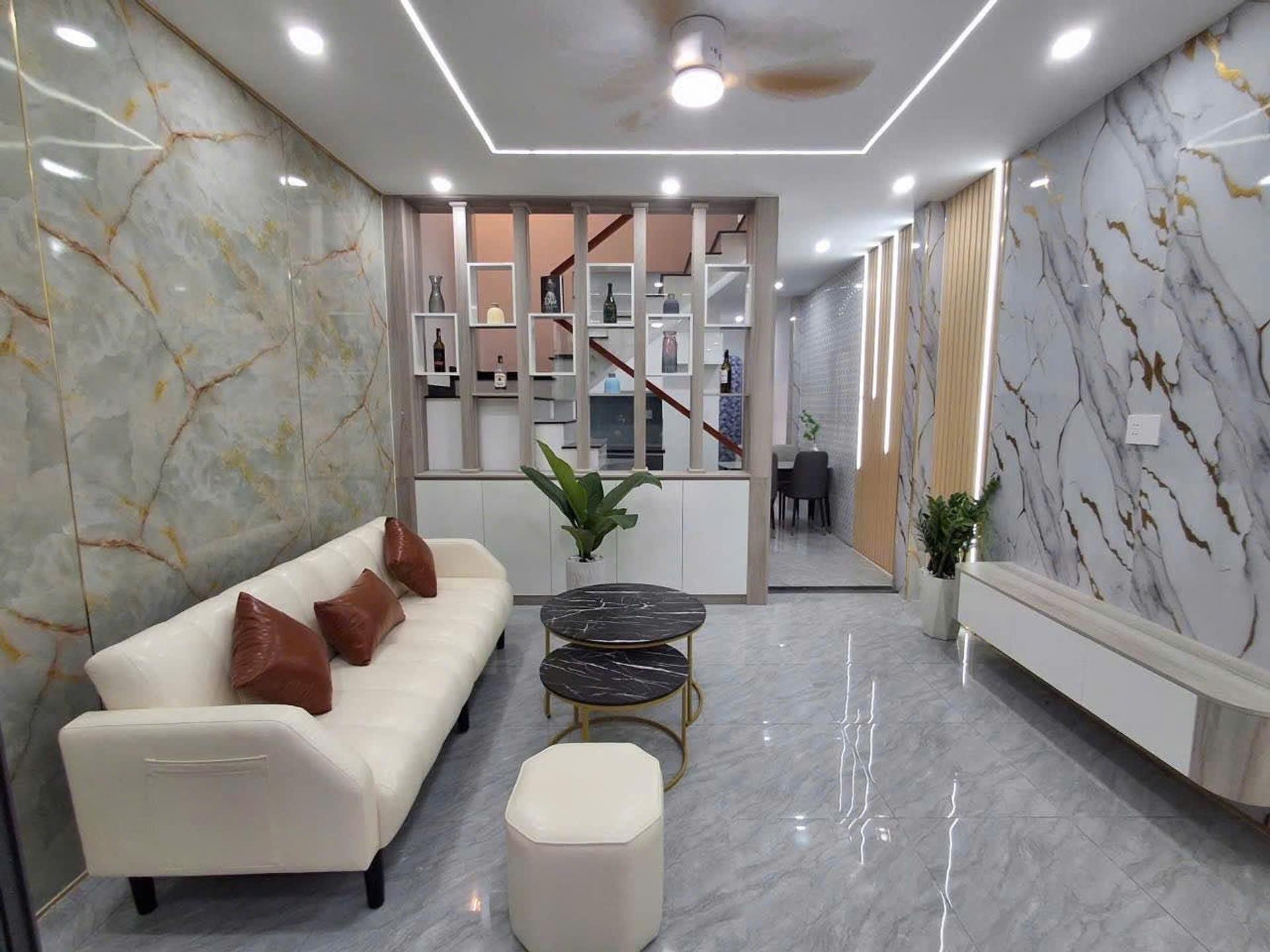 Chuyển nhượng nhà riêng 64 m2 tại Đường Tô Ký - Đông Hưng Thuận - Quận 12, giá 5,25 tỷ