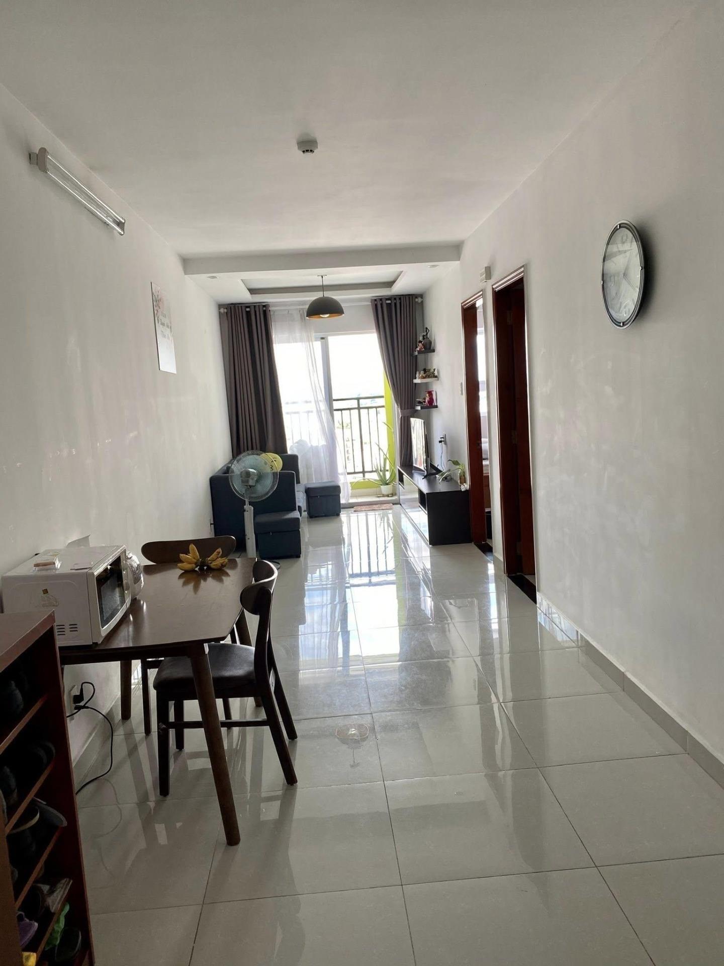 Cần cho thuê gấp nhà chung cư 76 m2 tại Đường Trịnh Đình Thảo - Tân Phú, giá 10,5 tr/tháng