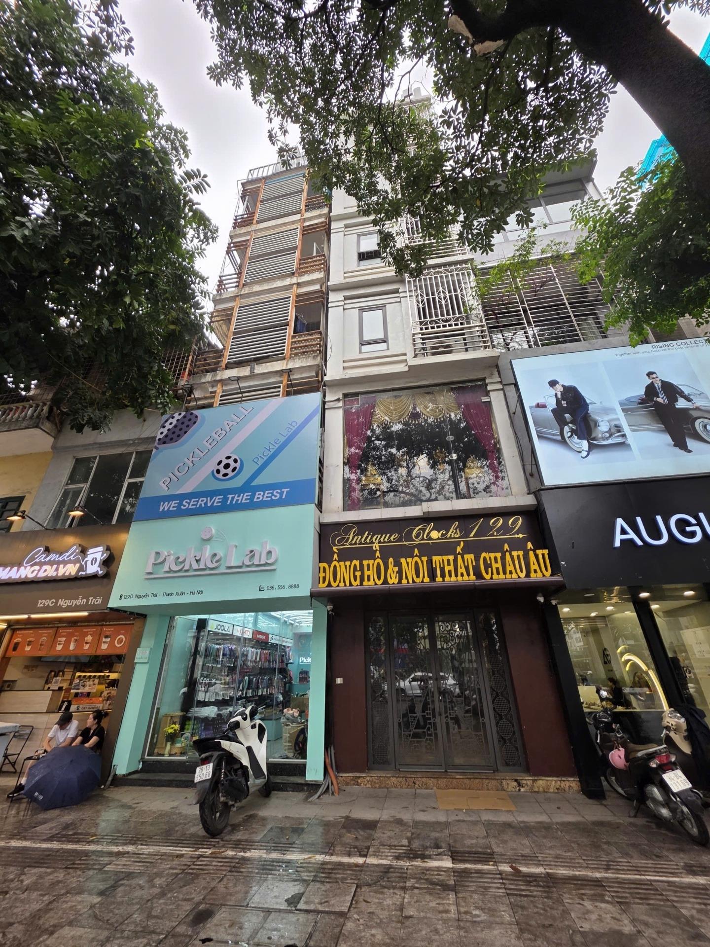 Cần bán gấp nhà mặt phố đẹp 70 m2 tại Đường Nguyễn Trãi - Thanh Xuân - Hà Nội, giá 3,4E-05 triệu