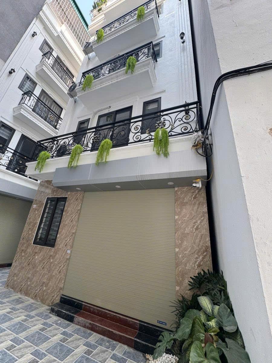 Sở hữu căn nhà đẹp 45 m2 tại Phố Ngọc Trì - Thạch Bàn - Long Biên - Hà Nội, giá 8,5 tỷ