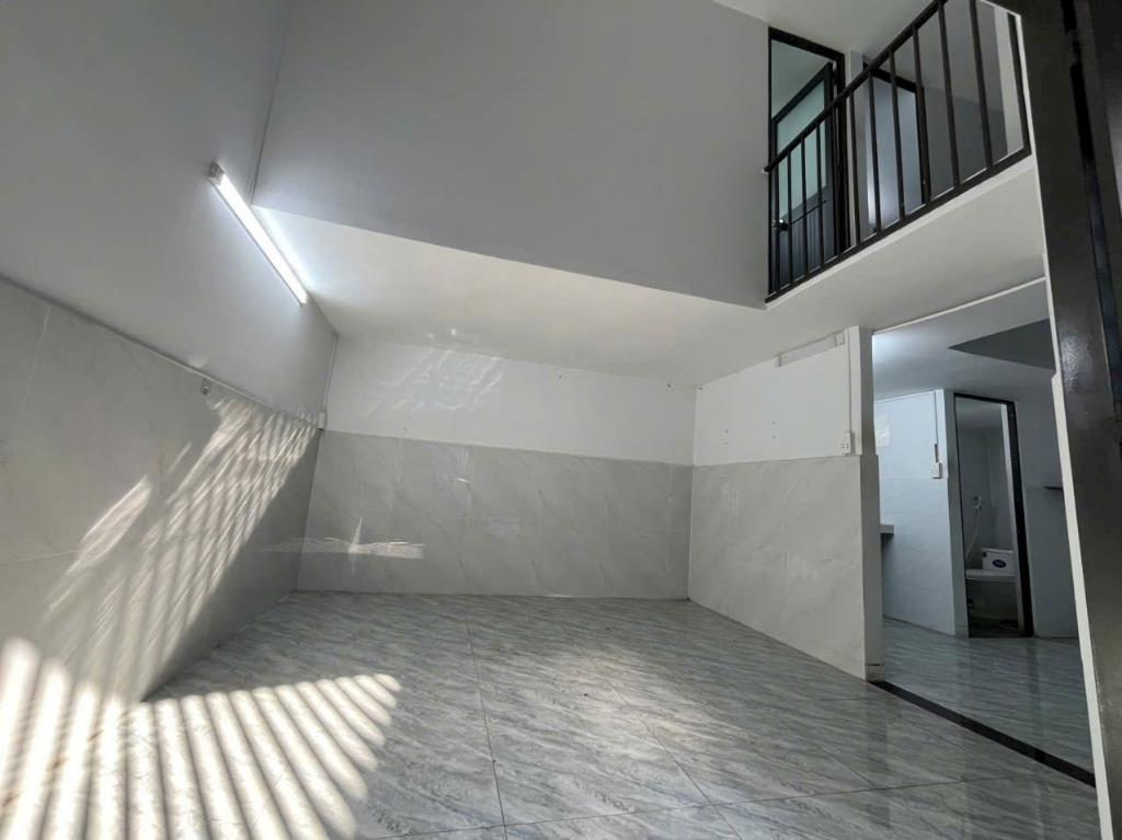Cần bán gấp bán nhanh nhà shr 34 m2 tại Phường Dĩ An - Dĩ An - Bình Dương, giá 995 triệu