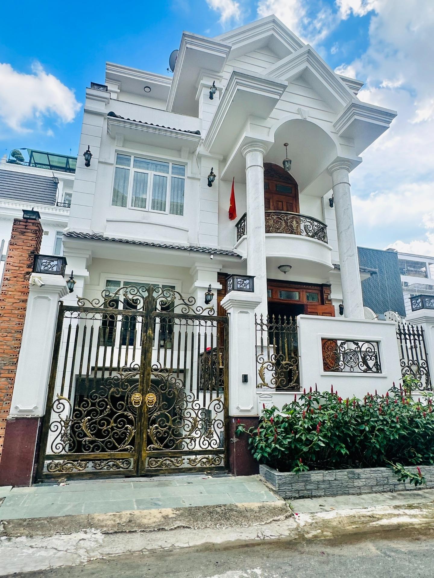 Cần cho thuê nhà lk 220 m2 tại Đường Thái Thuận - Quận 2 - TP Hồ Chí Minh, giá 135 tr/tháng