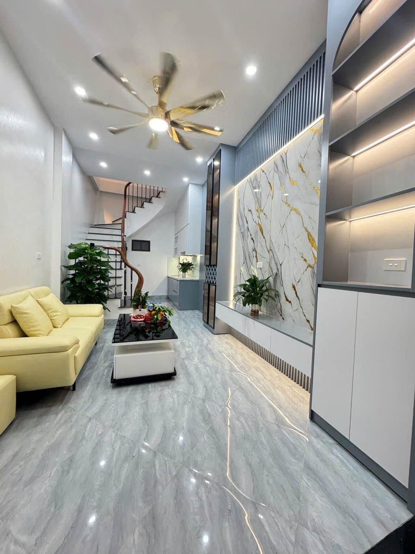 Bán gấp căn nhà đẹp 28 m2 tại Phường Khâm Thiên - Đống Đa - Hà Nội, giá 6,35 triệu