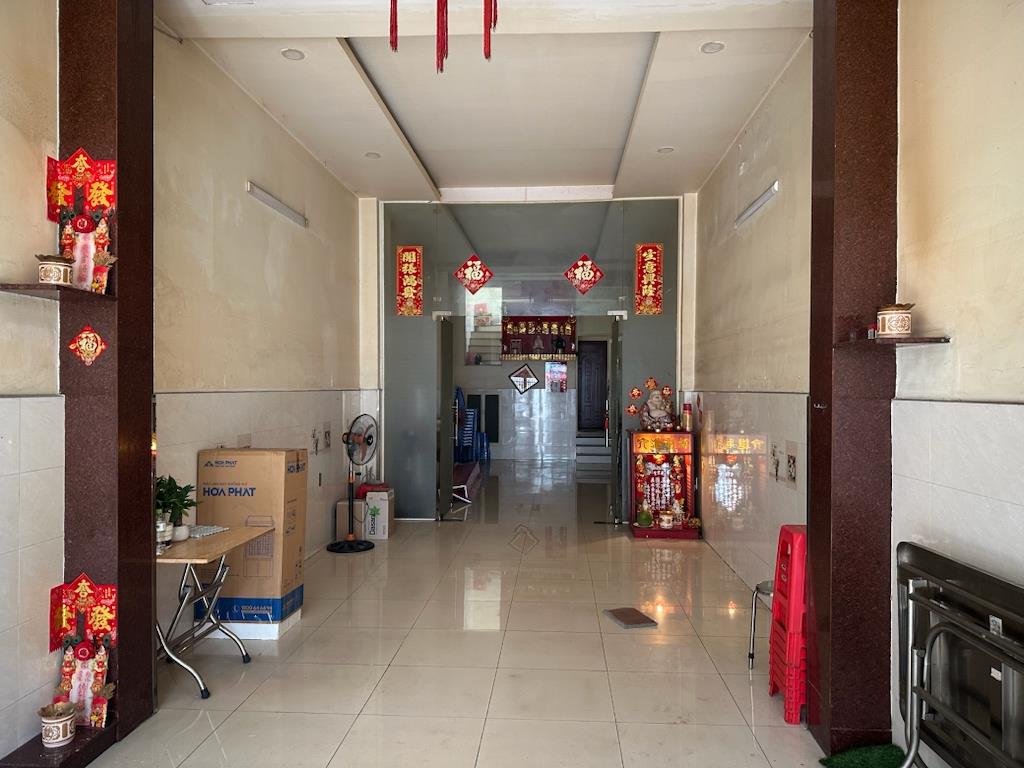 Cần bán gấp nhà mặt phố đẹp 88 m2 tại Đường Hòa Bình - 5 - Quận 11 - TP Hồ Chí Minh, giá 14 tỷ