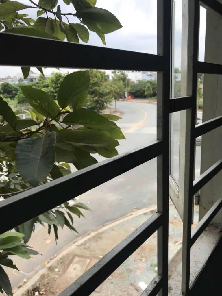 Sở hữu nhà riêng sổ đỏ 39,5 m2 tại Phường Đông Hòa - Dĩ An - Bình Dương, giá 4,2 tỷ