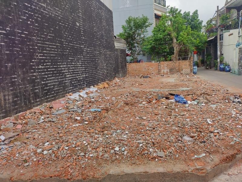 Bán nhanh lô đất sổ riêng 71 m2, hướng Đông-Nam tại Thủ Đức - TP Hồ Chí Minh, giá 6,1 tỷ