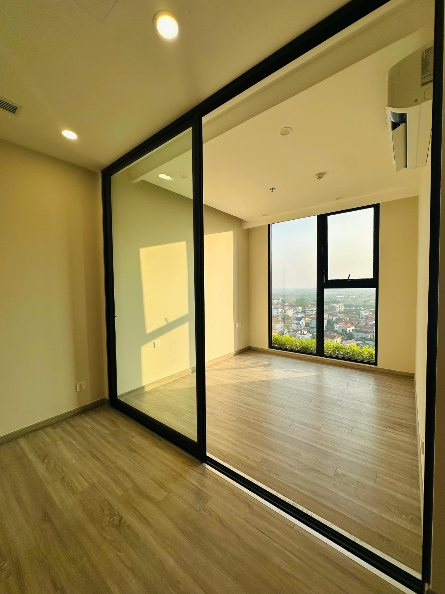 Bán nhanh căn hộ 34 m2, giá 2,5 tỷ tại Đường Trúc - Xuân Quan - Văn Giang - Hưng Yên