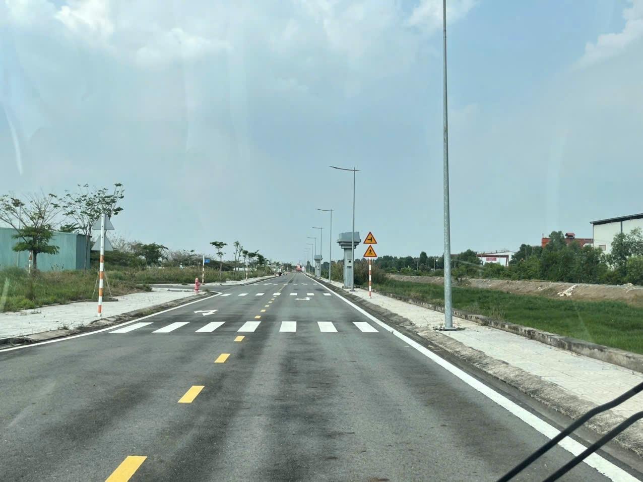 Cần bán đất nền 90 m2, hướng Tây tại Đường 10 - Đức Hoà Đông - Đức Hòa - Long An, giá 1,95 tỷ