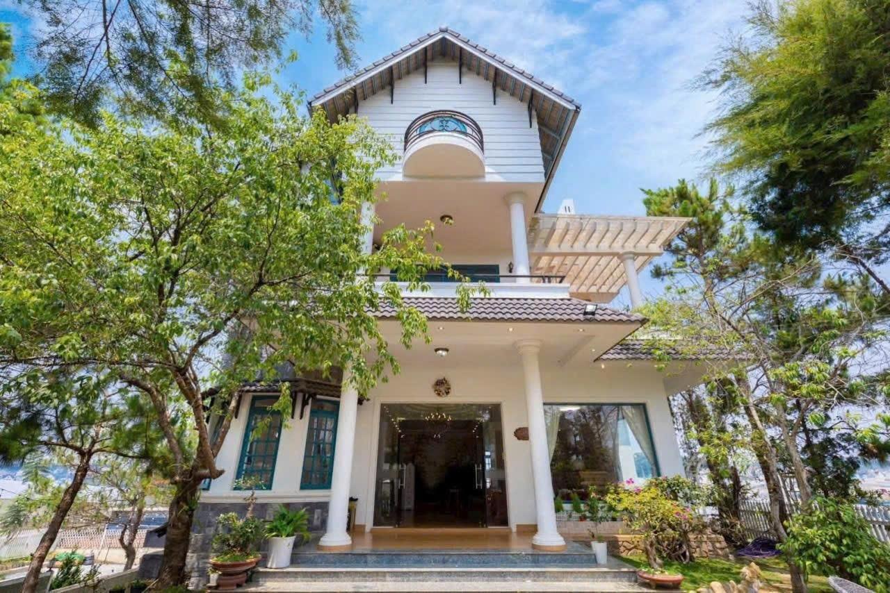 Thuê ngay biệt thự siêu đẹp 1500 m2 tại Phố Trần Đại Nghĩa - Đà Lạt - Lâm Đồng, giá 45 tr/tháng