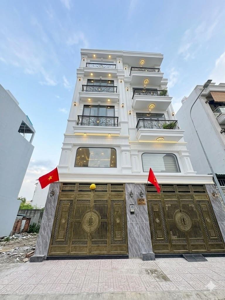 Cần bán gấp nhà đất 52 m2, hướng Tây tại Đường 40 - Hiệp Bình Chánh - Thủ Đức, giá 8,7 tỷ