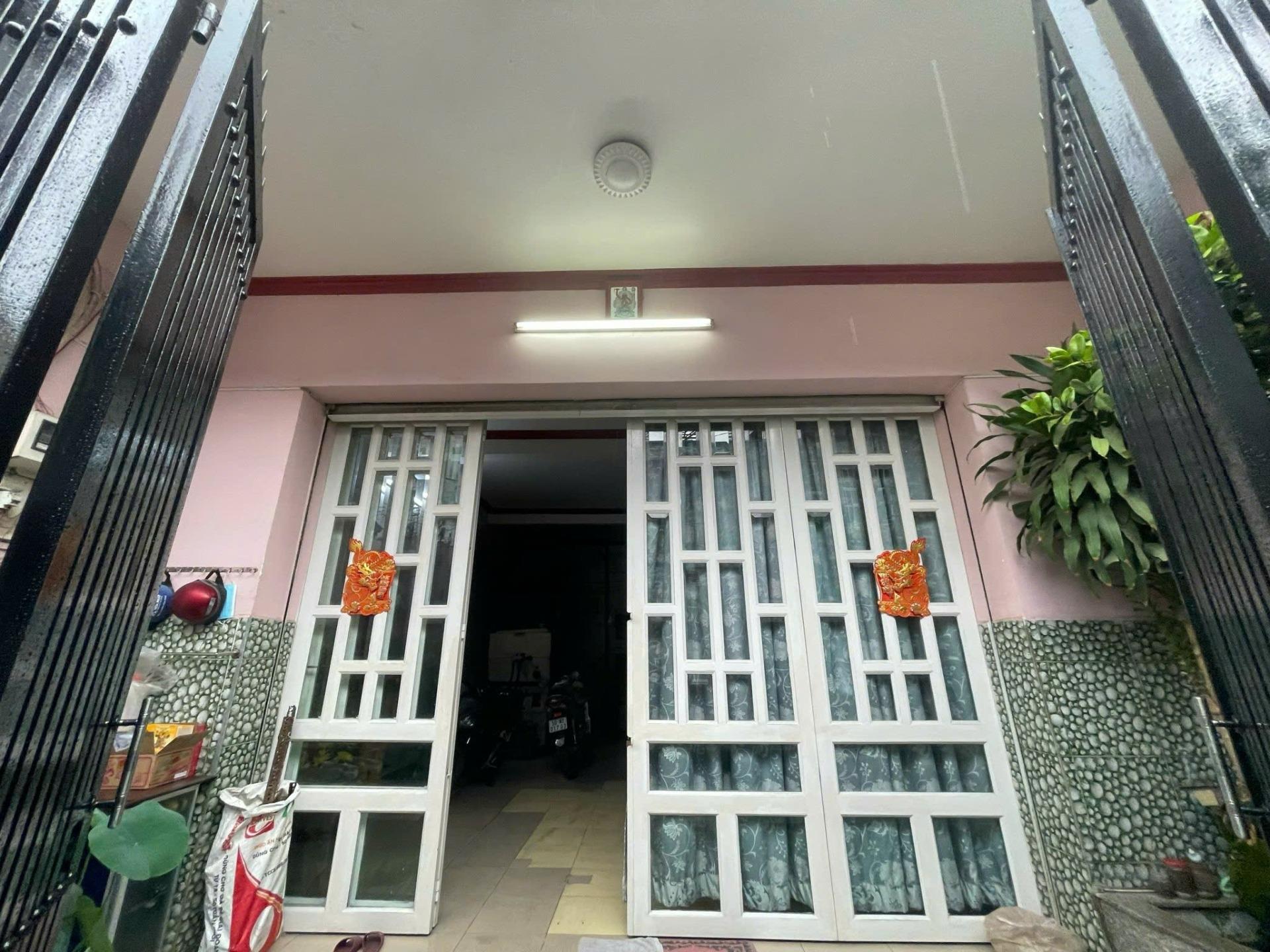 Sở hữu nhà đẹp 78 m2, hướng Tây-Nam tại Đường Liên Khu 2-10 - Bình Hưng Hòa - Bình Tân, giá 9,5 tỷ