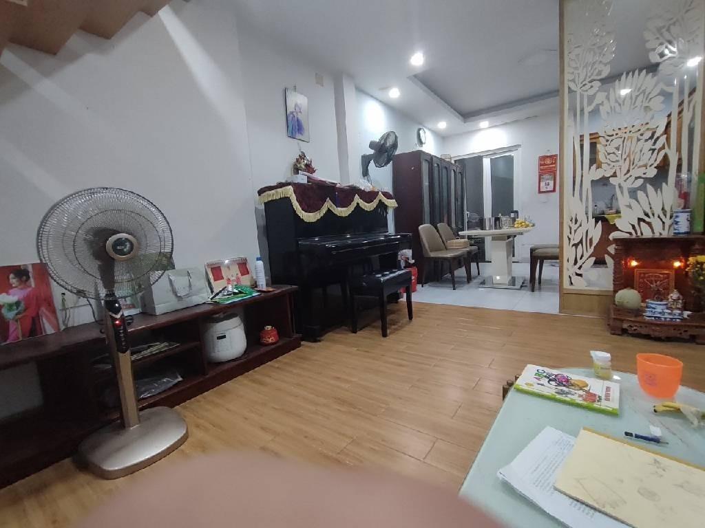 Cần bán gấp nhà riêng sổ đỏ 74 m2 tại Phường Hiệp Bình Phước - Thủ Đức, giá 5,6 tỷ