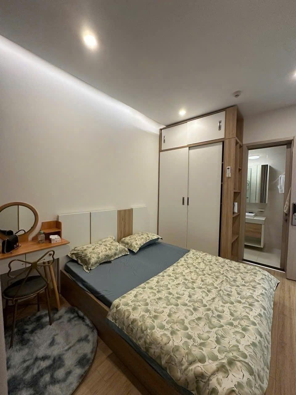 Cần cho thuê gấp căn hộ 73 m2 tại Đường Trịnh Đình Thảo - Tân Phú, giá 10,5 tr/tháng