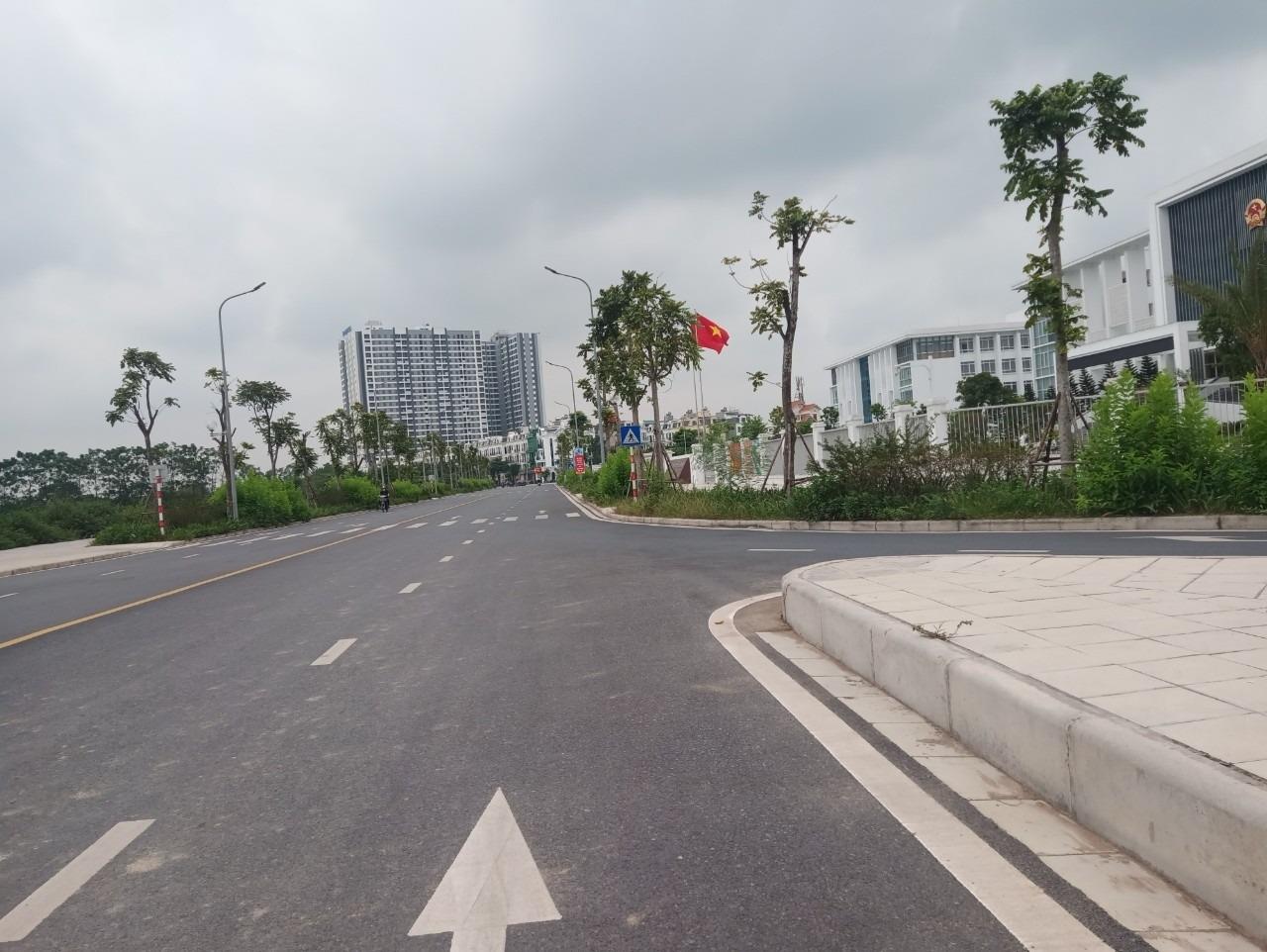 Cần bán nhanh lô đất 60 m2, hướng Bắc tại Thị trấn Trâu Quỳ - Gia Lâm - Hà Nội, giá 7,4 tỷ