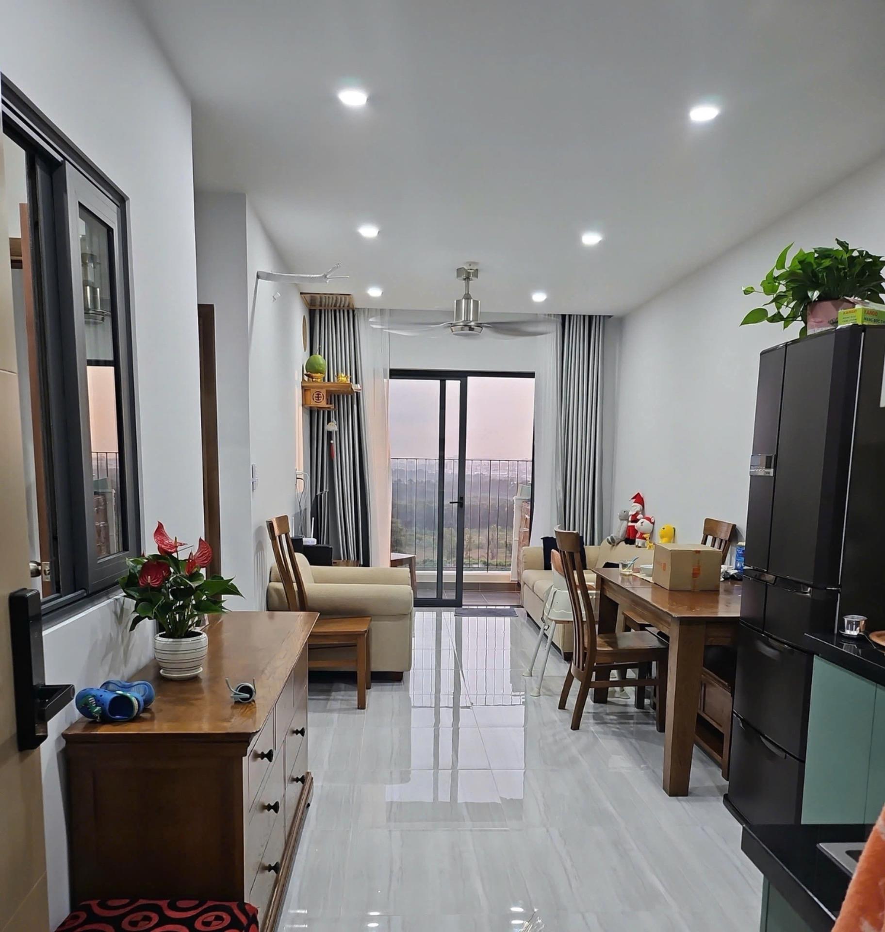 Cần bán nhanh căn Bcons Green Topaz Giá 2.450 bao thuế phí