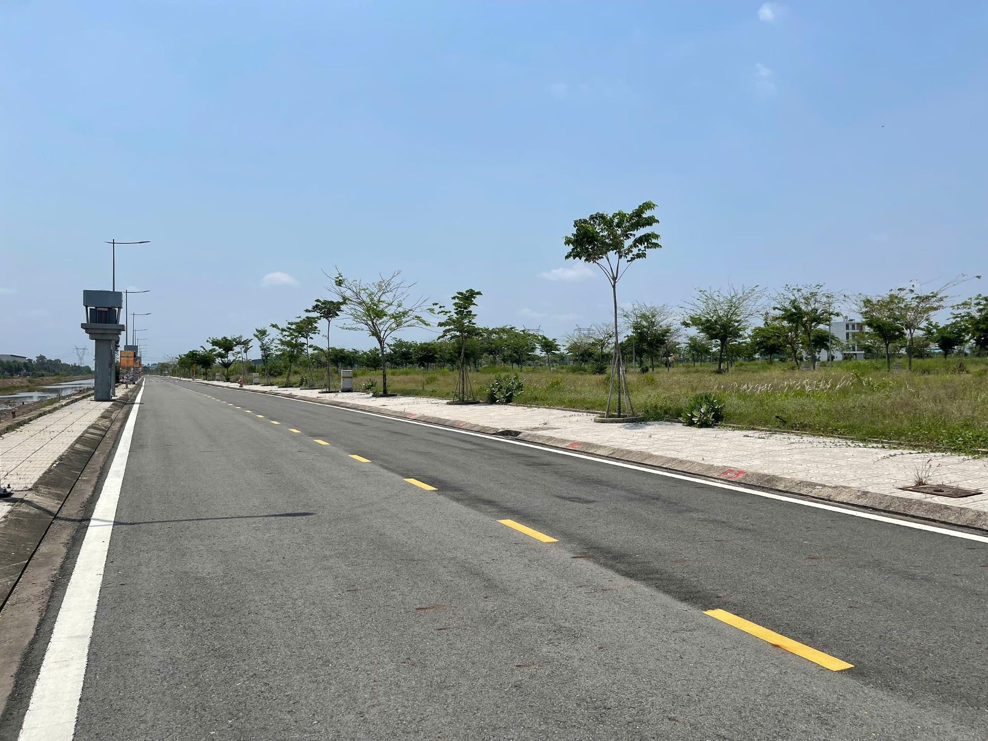 Sở hữu nền đất 90 m2, hướng Tây tại Đường 10 - Đức Hoà Đông - Đức Hòa - Long An, giá 1,94 tỷ