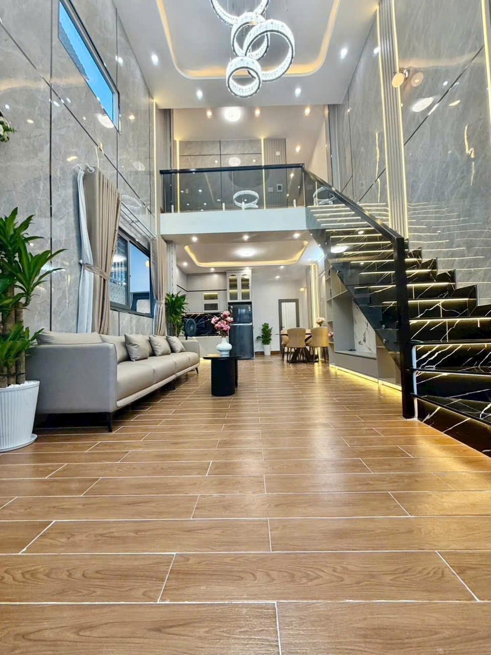 Bán nhanh nhà sổ riêng 2 tầng, 68 m2 tại Đường Huỳnh Tấn Phát - Nhà Bè - Nhà Bè, giá 5,39 tỷ