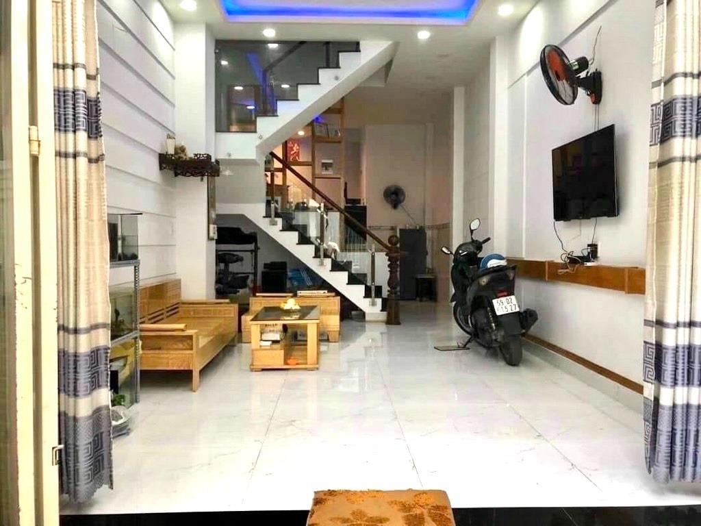 Cần bán nhanh nhà riêng sổ đỏ 65 m2 tại Đường Nguyễn Bình - Phú Xuân - Nhà Bè, giá 780 tr