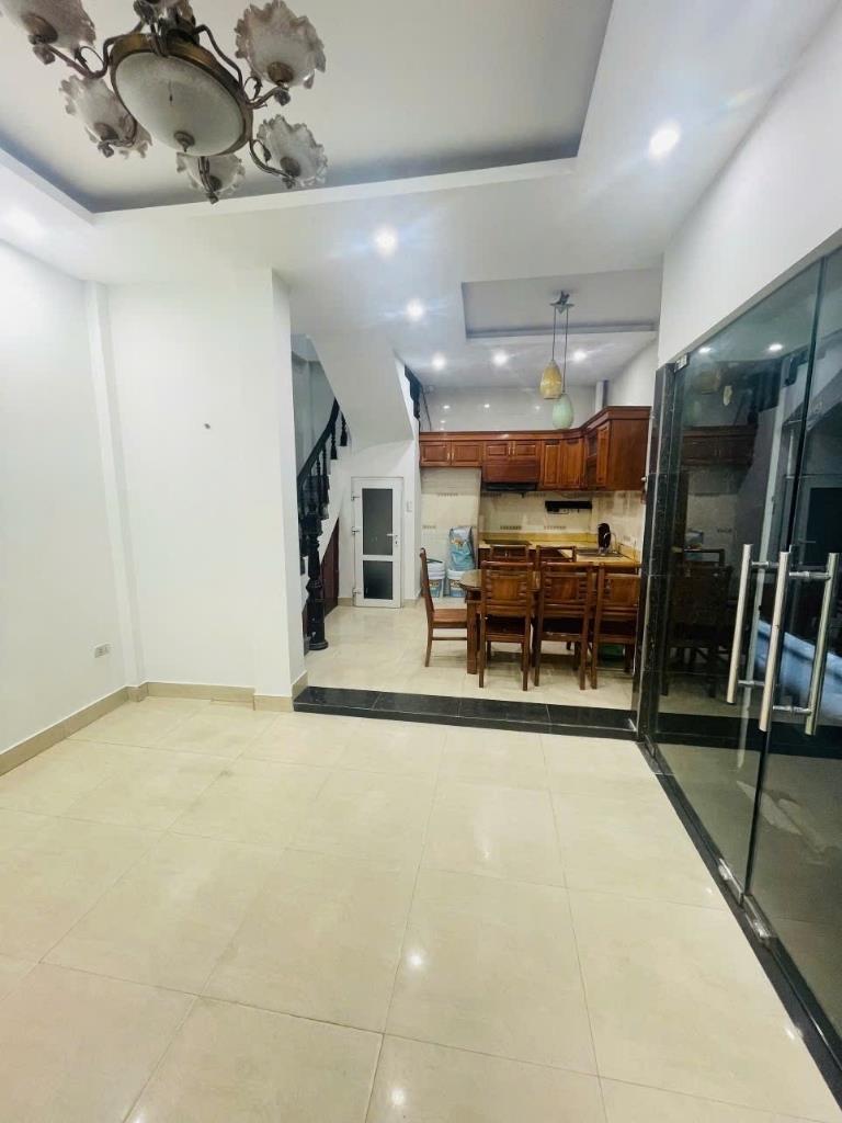 Cần cho thuê nhà đất tại Phố Cự Lộc - Nhân Chính - Thanh Xuân - Hà Nội, 35 m2, giá 13 tr/tháng