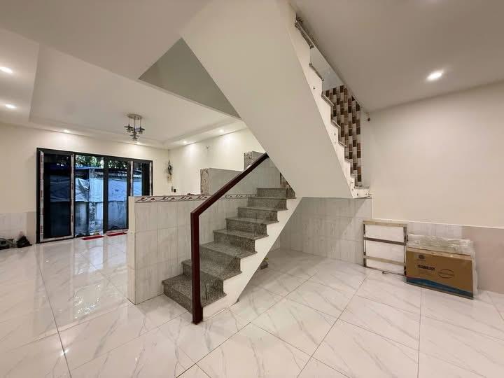 Cần bán căn nhà 42 m2 tại Đường Phan Xích Long - Phú Nhuận - TP Hồ Chí Minh, giá 2,8 tỷ