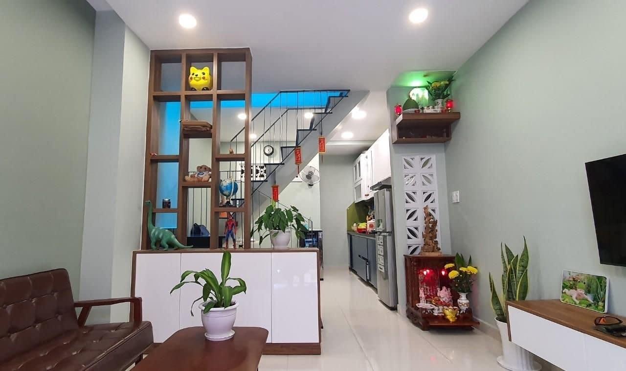 Cần bán ngay căn nhà đẹp 63 m2 tại Đường Tân Chánh Hiệp 36 - Quận 12, giá 990 triệu