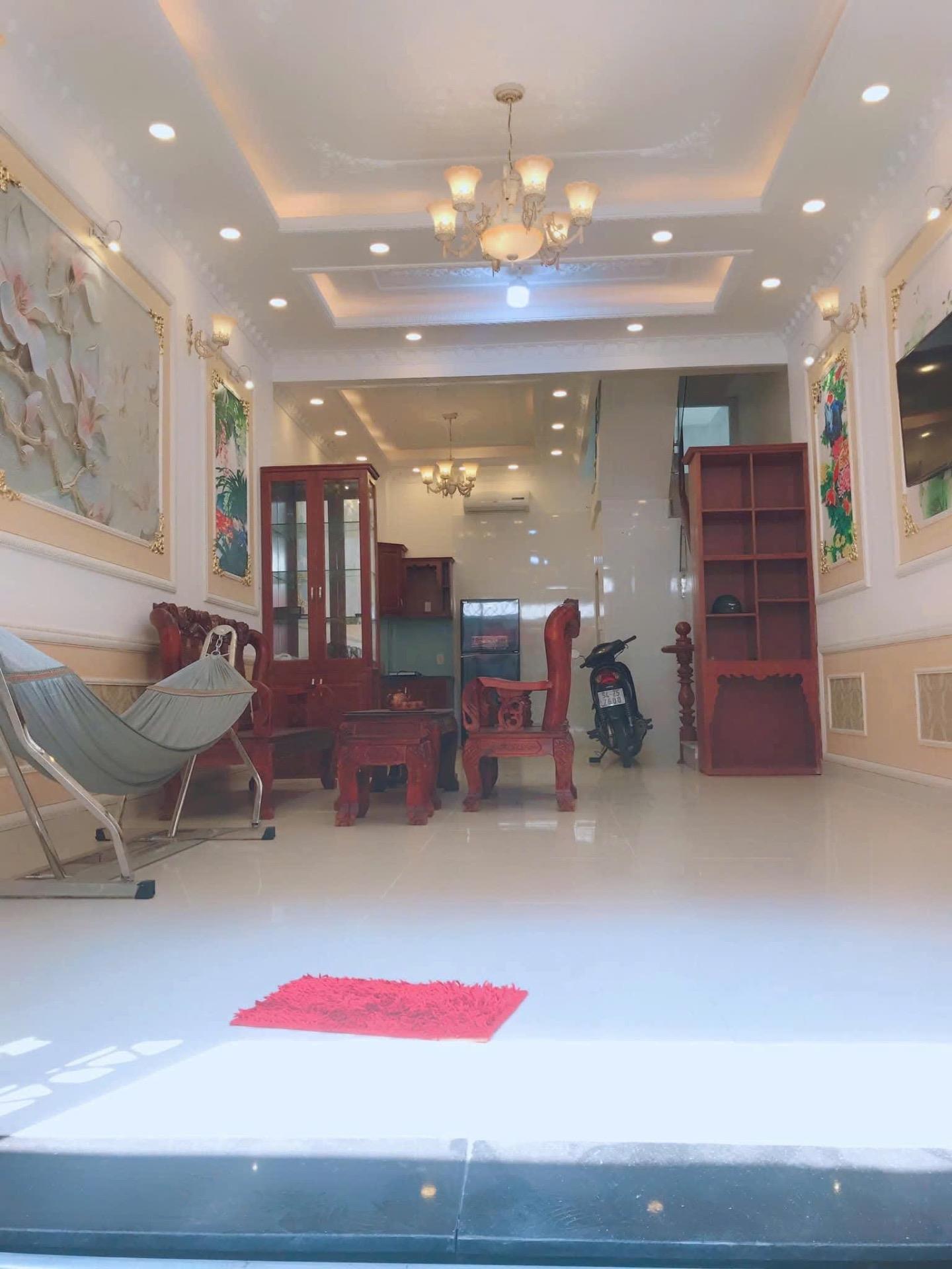 Cần bán nhanh nhà riêng 40 m2 tại Đường Nguyễn Văn Đậu - 11 - Bình Thạnh, giá 2,52 tỷ