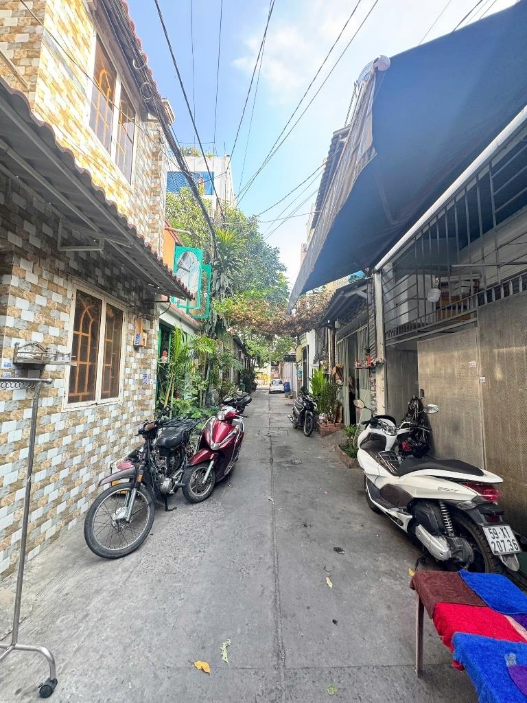Bán nhanh nhà shr 32 m2 tại Phường Bình Hưng Hòa A - Bình Tân - TP Hồ Chí Minh, giá tốt