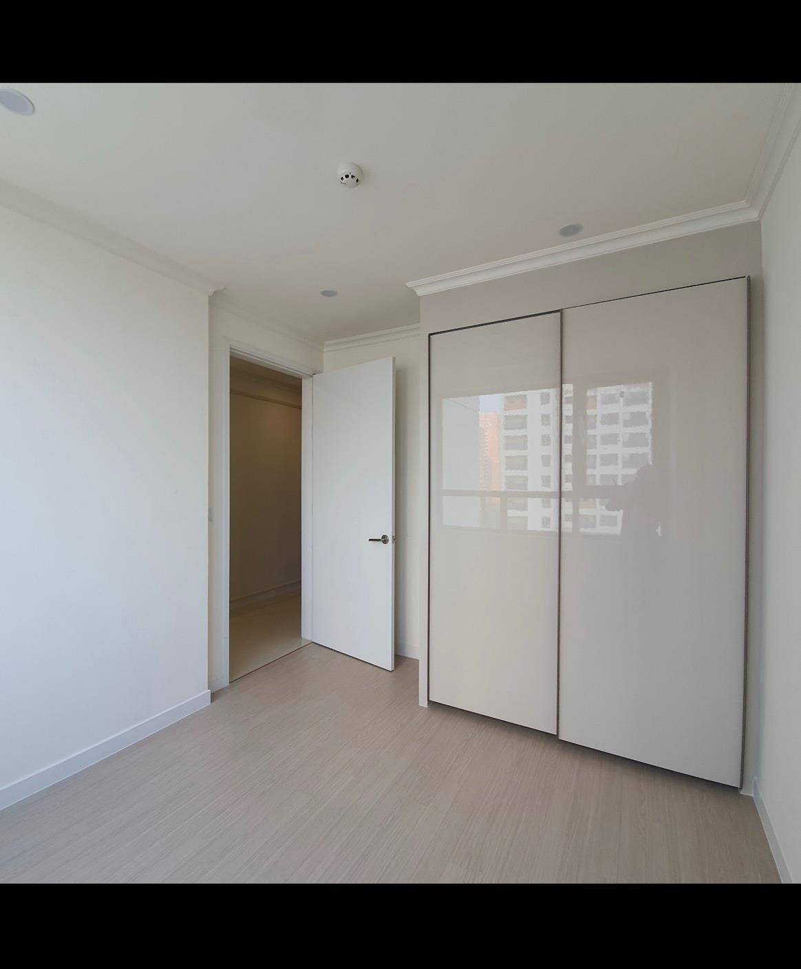 Cần bán gấp bán nhanh nhà chung cư 88 m2, thỏa thuận tại Đường Đặng Thai Mai - Tây Hồ - Hà Nội