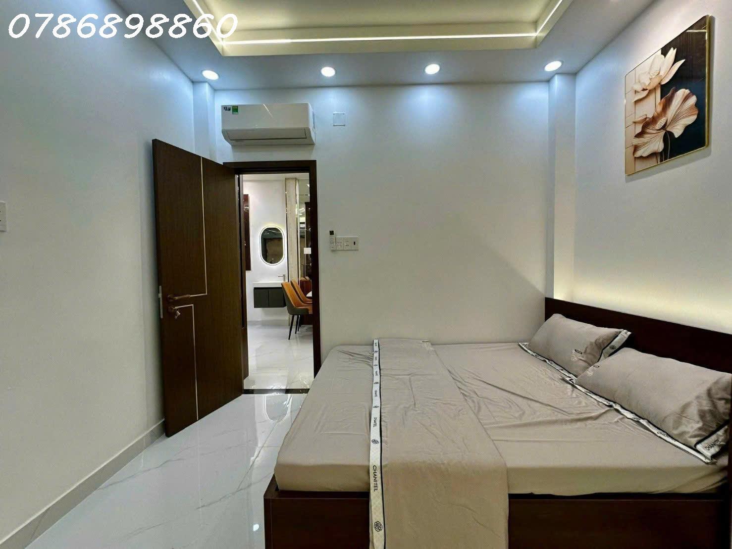 Cần bán nhanh căn nhà đẹp 49 m2 tại Đường Huỳnh Tấn Phát - Phú Thuận - Quận 7, giá 6,5 tỷ
