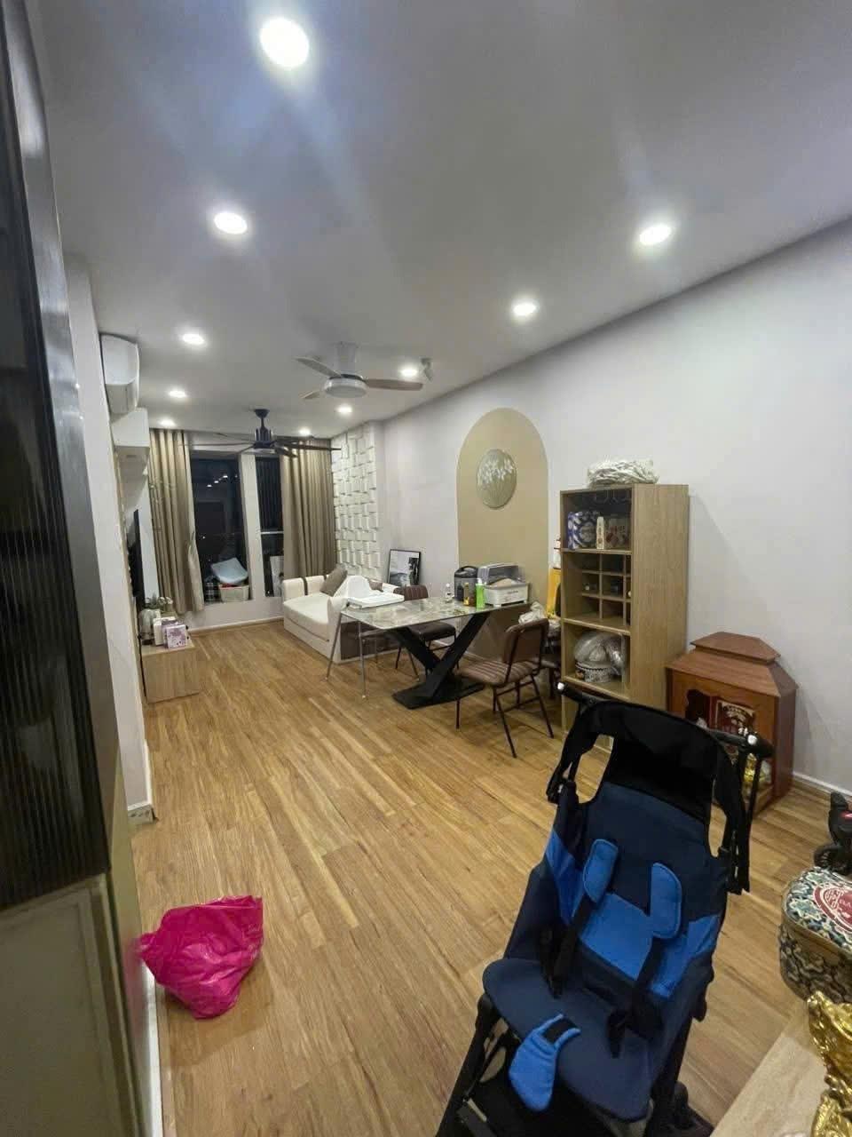 Thuê ngay nhà chung cư 90 m2 tại Đường CC5 - Sơn Kỳ - Tân Phú - TP Hồ Chí Minh, giá 11 triệu/tháng