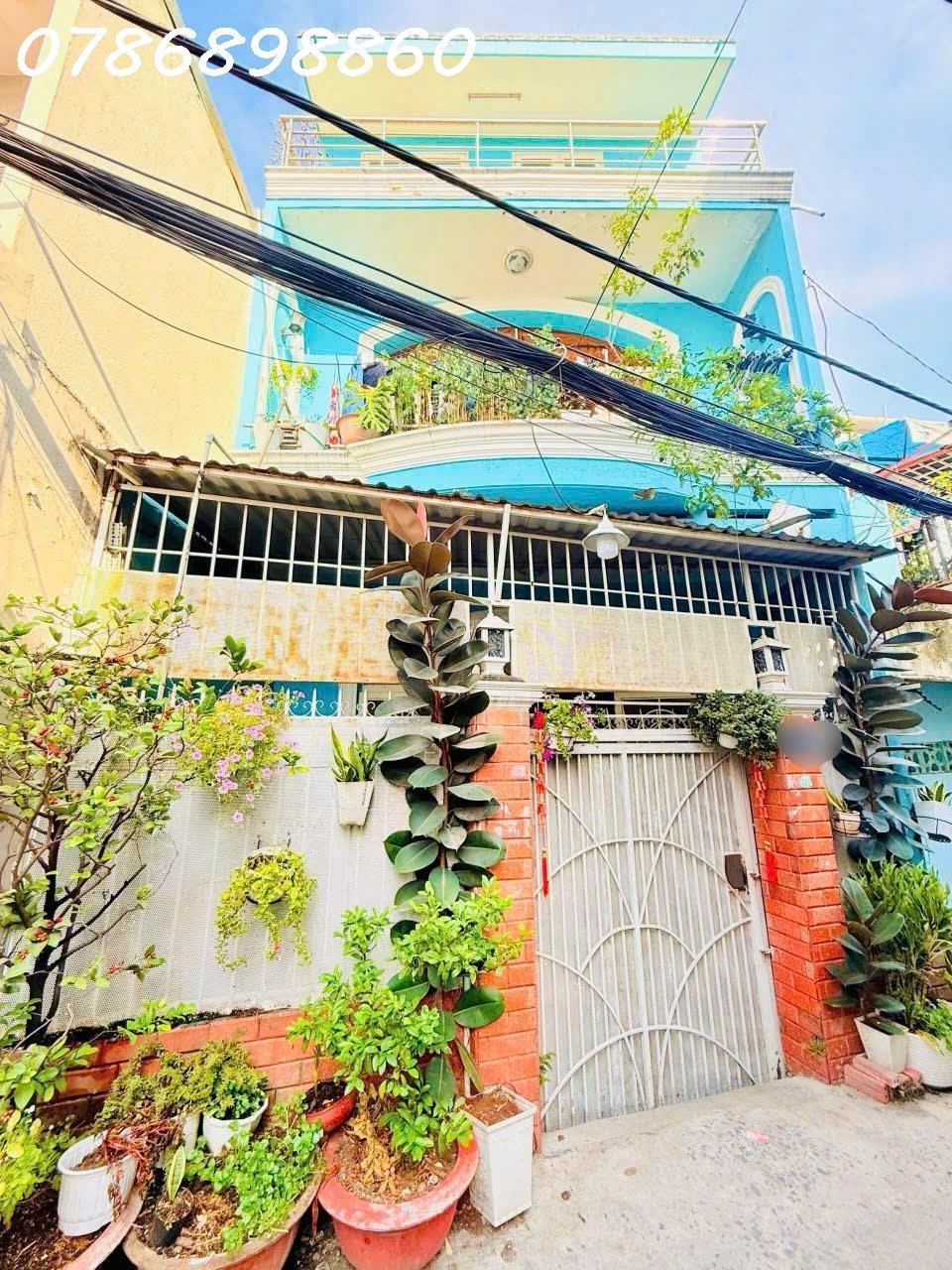 Bán nhanh nhà sổ riêng 40 m2 tại Đường Huỳnh Tấn Phát - Phú Thuận - Quận 7, giá 3,85 tỷ