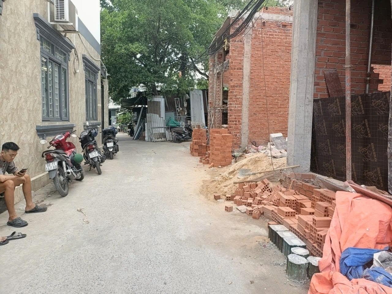 Cần bán lô đất 58 m2, hướng Đông tại Tân Hưng Thuận - Quận 12 - TP Hồ Chí Minh, giá 4,59 tỷ