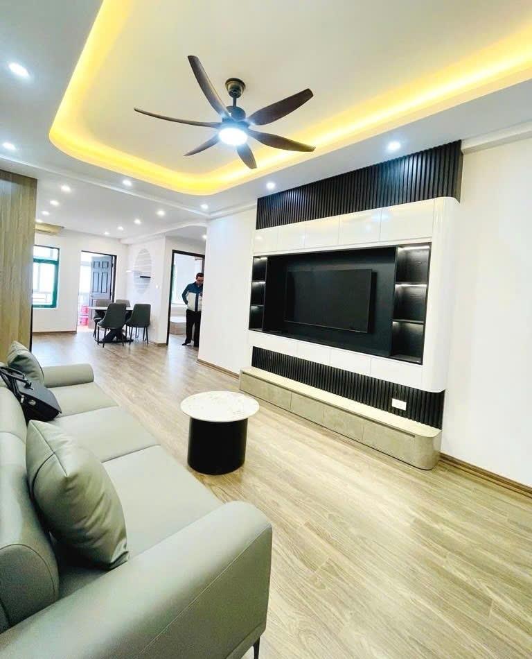 Bán gấp căn 70 m2, giá 5,35 tỷ tại Đường Trịnh Đình Cửu - Định Công - Hoàng Mai - Hà Nội