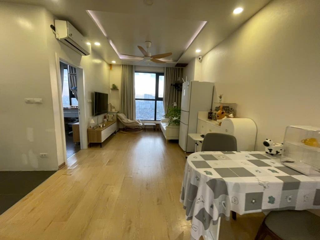 Bán căn chung cư 2 phòng ngủ, 74 m2, giá 5 tỷ tại Đường Đại Kim - Đại Kim - Hoàng Mai - Hà Nội