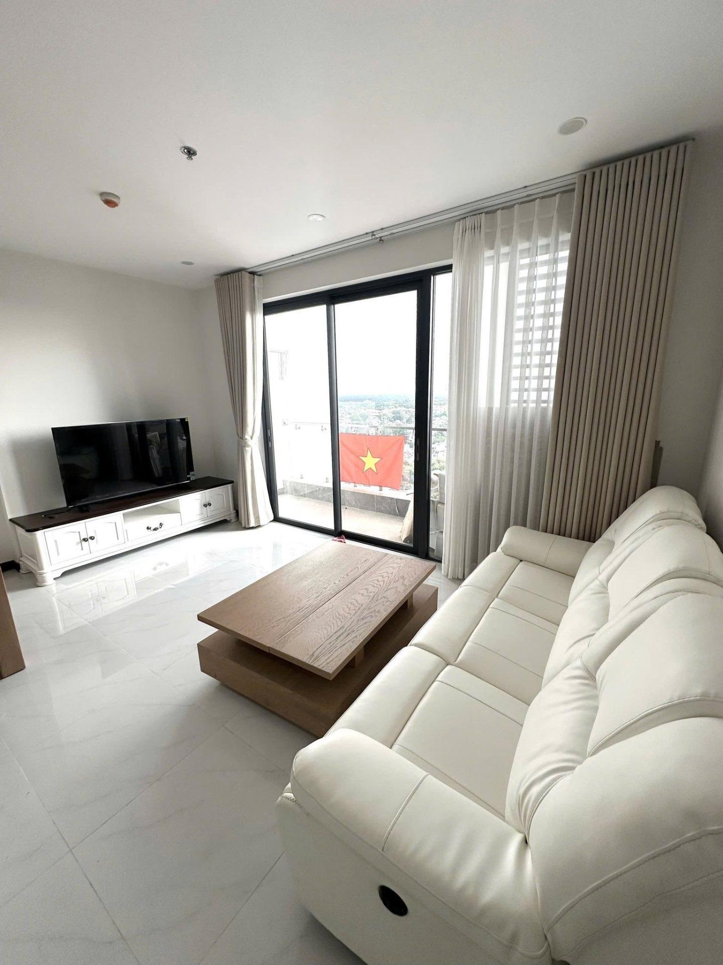 Thuê ngay căn 97 m2 tại Phố Phan Đăng Lưu - 1 - Phú Nhuận - TP Hồ Chí Minh, giá 17 triệu/tháng