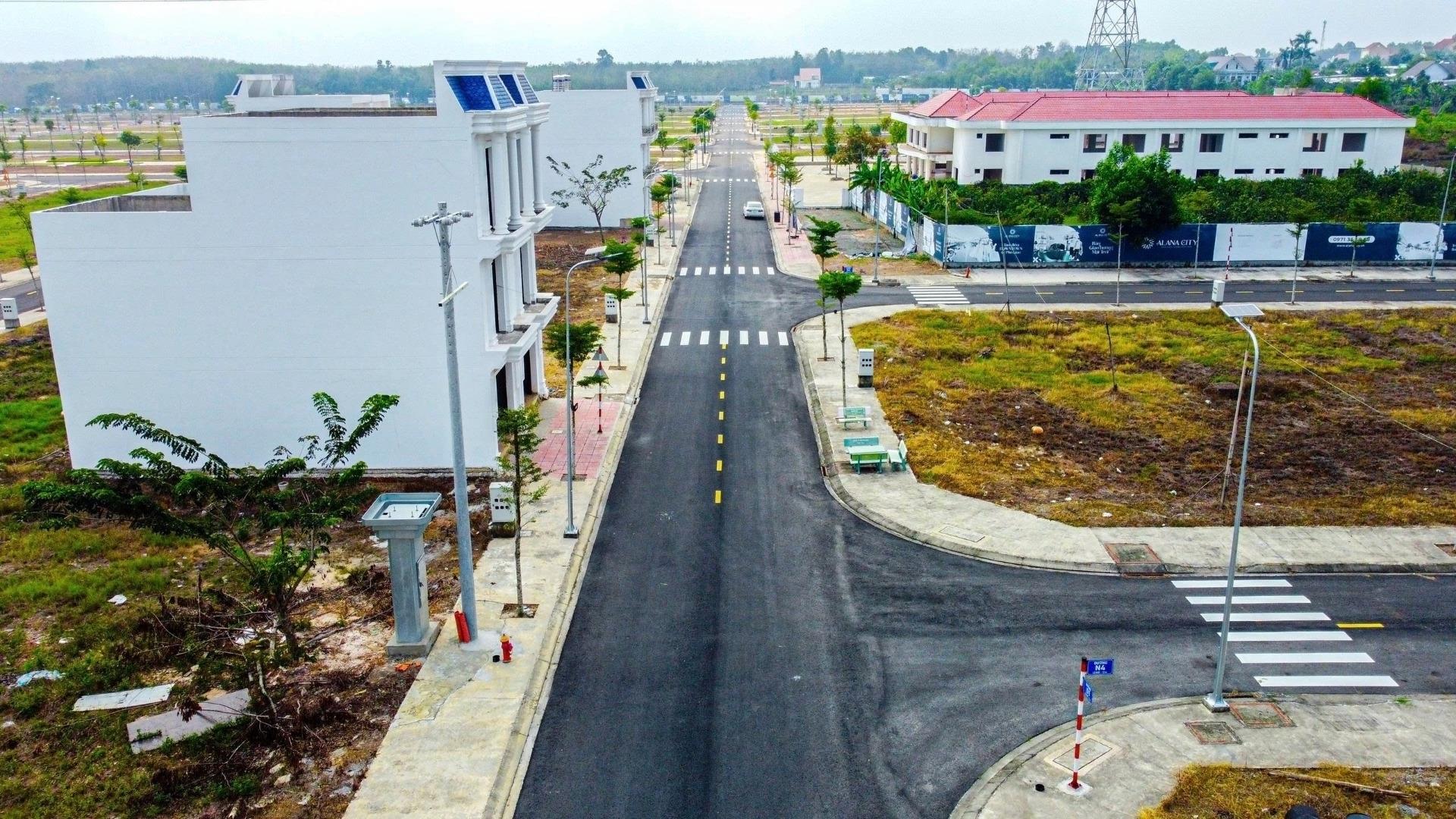 Cần bán gấp bán nhanh lô đất nền 80 m2 tại Xã Vĩnh Tân - Tân Uyên - Bình Dương, giá 900 tr
