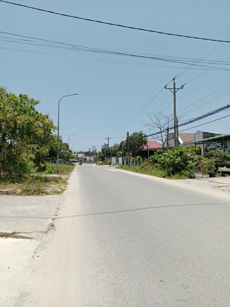 Sở hữu đất nền 1760 m2 tại Xã Tân Phước - La Gi - Bình Thuận, giá 2 tỷ
