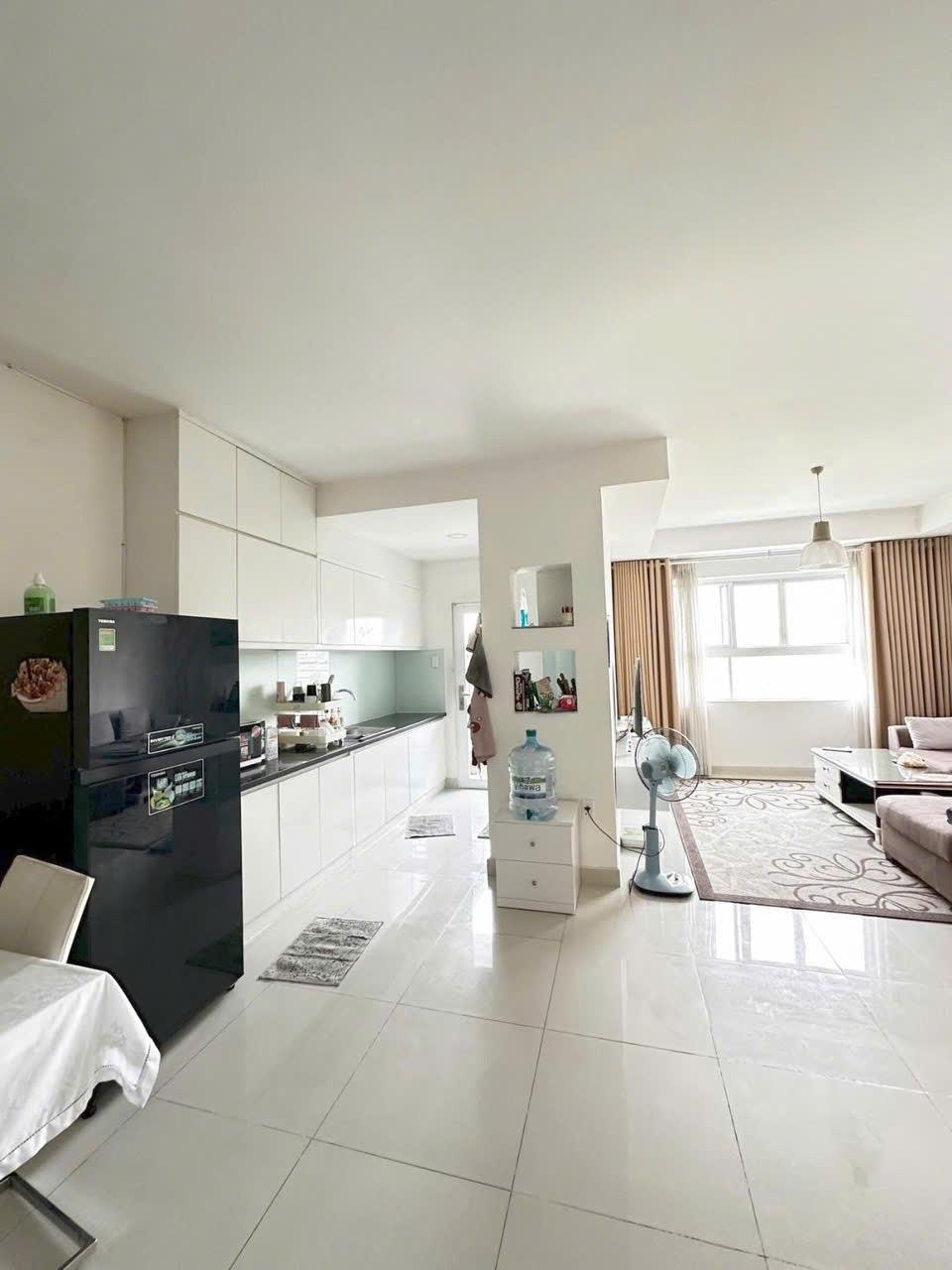 Cần cho thuê chung cư 85 m2 tại Đường Nguyễn Thị Minh Khai - Quận 3, giá 15,5 triệu/tháng