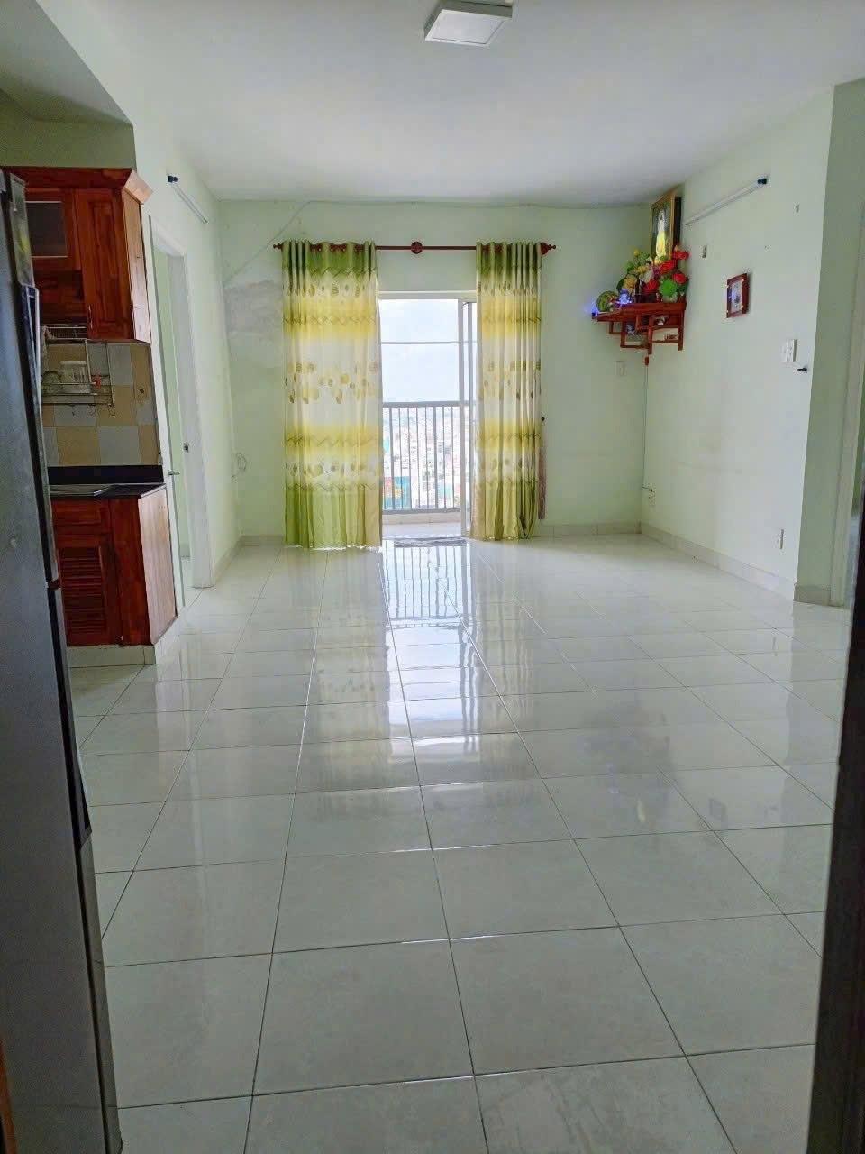 Cần cho thuê gấp căn hộ 81 m2 tại Đường Nguyễn Ngọc Phương - Bình Thạnh, giá 12 triệu/tháng
