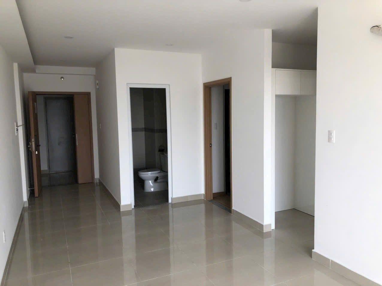 Cần cho thuê gấp chung cư 95 m2 tại Đường Phan Văn Hớn - Quận 12, giá 8 triệu/tháng