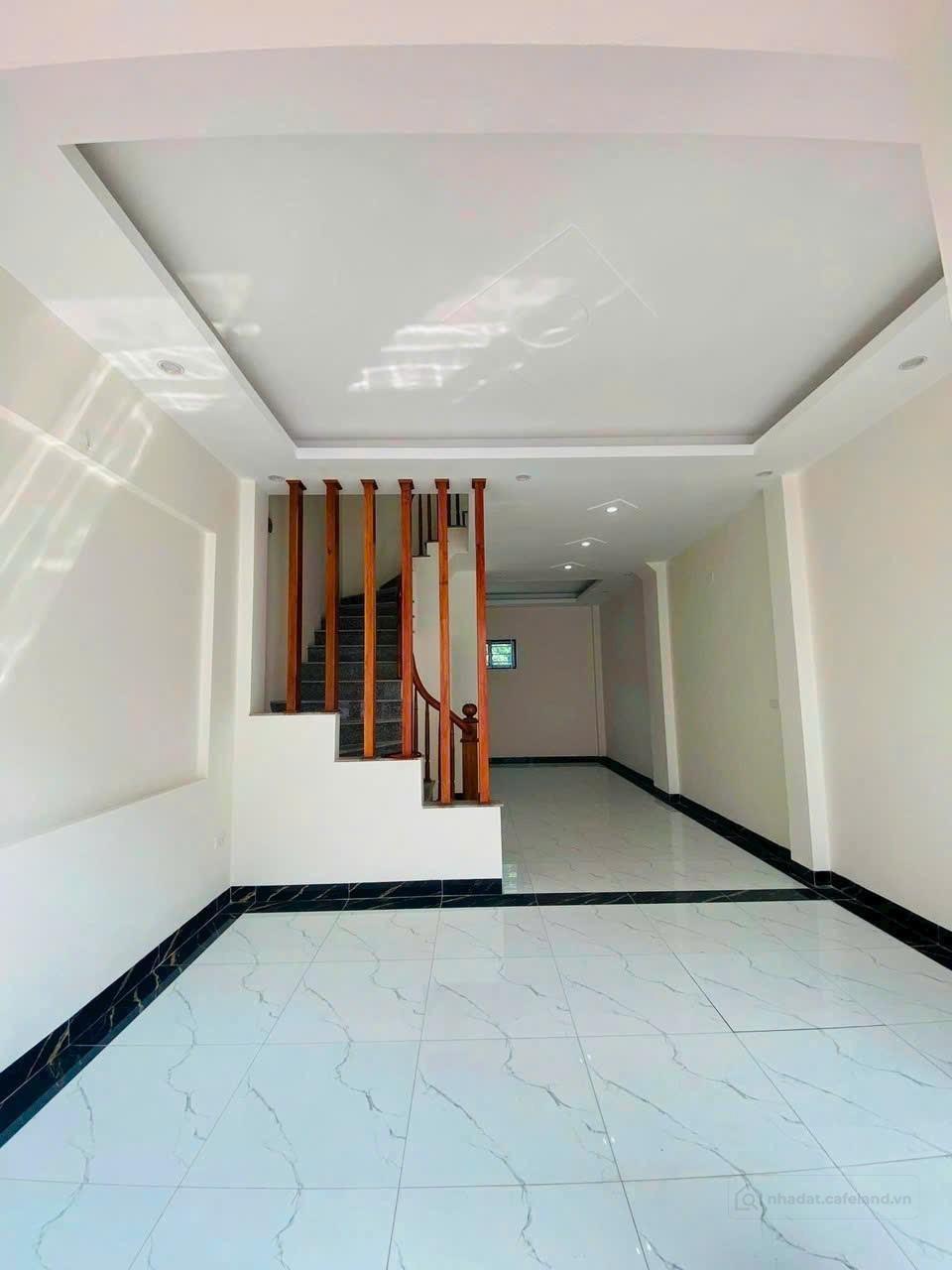 Cần bán ngay nhà riêng 37 m2 tại Xã La Phù - Hoài Đức - Hà Nội, giá 5,5 tỷ