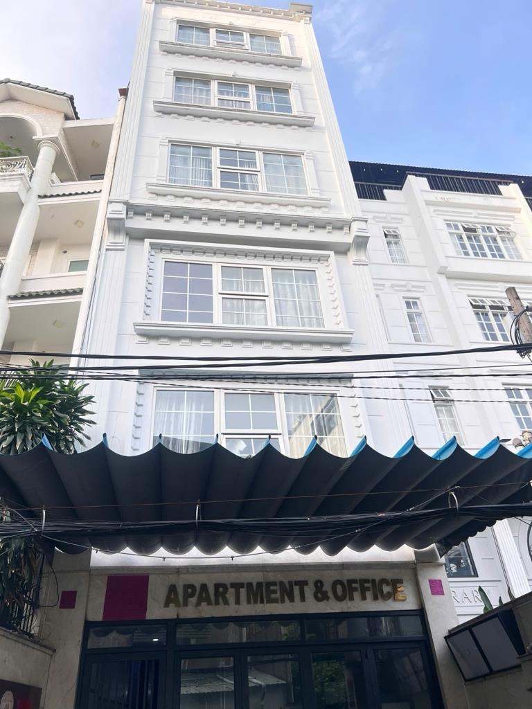 Cho thuê nhà trọ 65 m2 tại Đường Nguyễn Đình Chính - 8 - Phú Nhuận, giá 11,5 tr/tháng