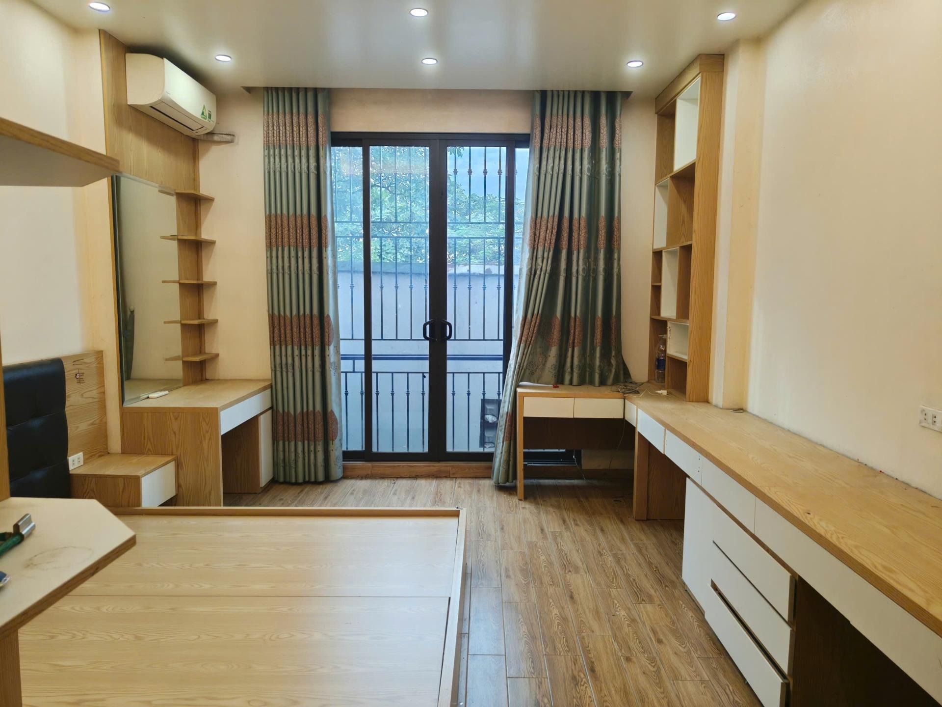 Cần cho thuê nhà sổ hồng riêng tại Đường Đại Từ - Đại Kim - Hoàng Mai, 160 m2, giá 20 tr/tháng