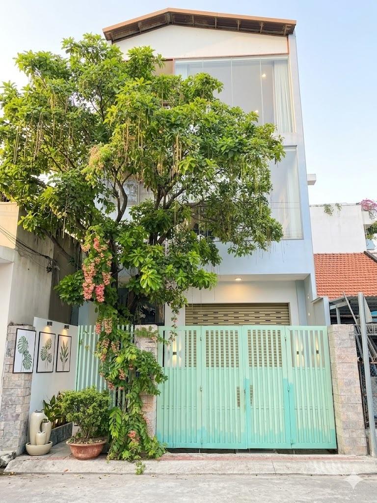 Cần cho thuê nhà mặt tiền tại Đường 9 - Hiệp Bình Chánh - Thủ Đức, 90 m2, giá 27 triệu/tháng