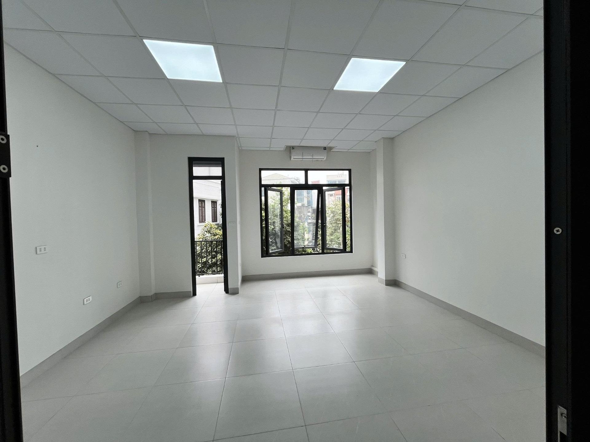 Cho thuê văn phòng Mỗ Lao- Thanh Bình 30 m2 , toà nhà có thang máy,  vp thoáng đẹp
